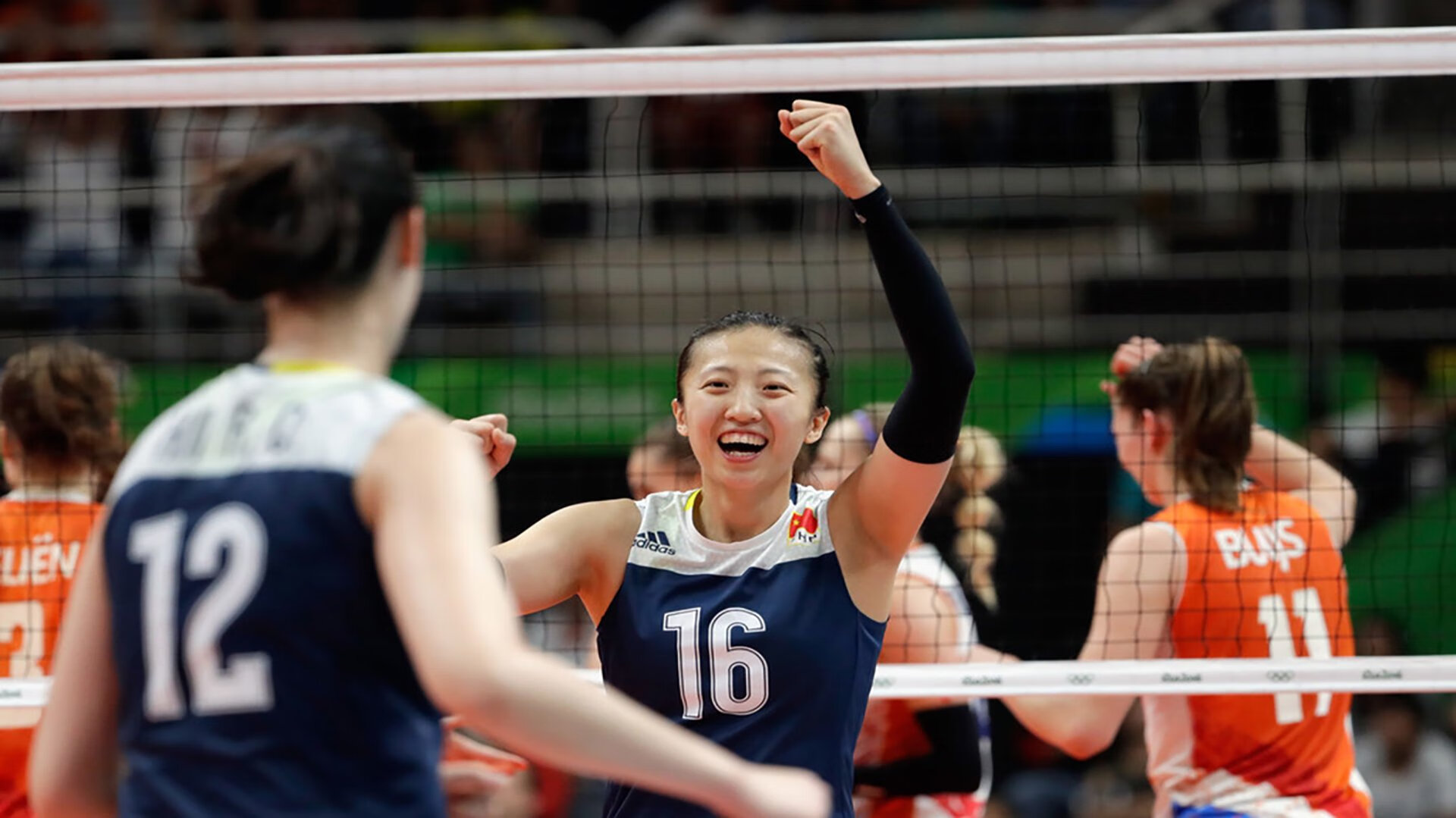 世界杯B组真死亡之组!阿根廷3-0完胜斯洛伐克,奥斯梅恩帽子戏法闪耀全场,进攻端彻底大爆发
